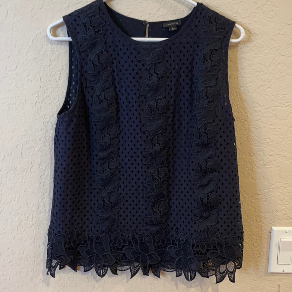 Ann Taylor Size Small